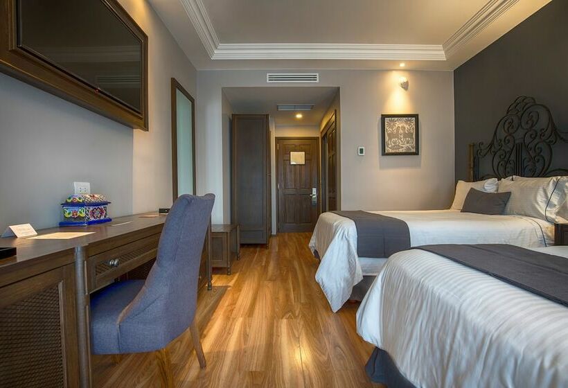 ファミリールーム, Zocalo Central & Rooftop Mexico City