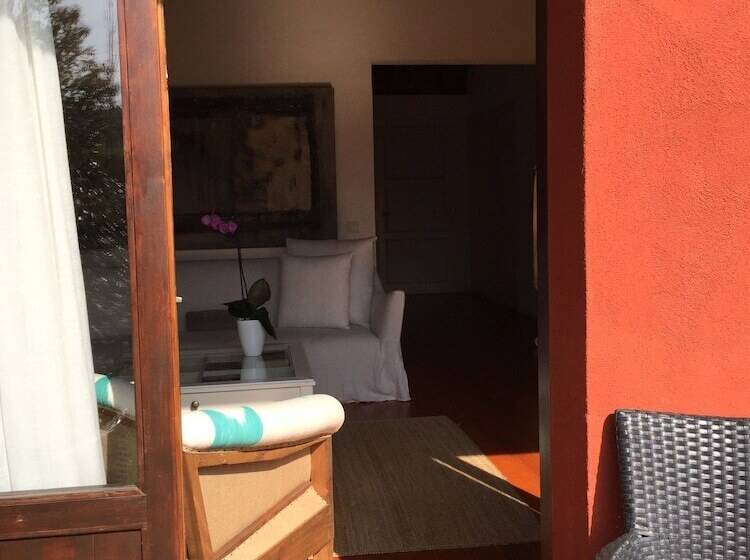 Полулюкс Одноместный с Террасой, Masia La Palma