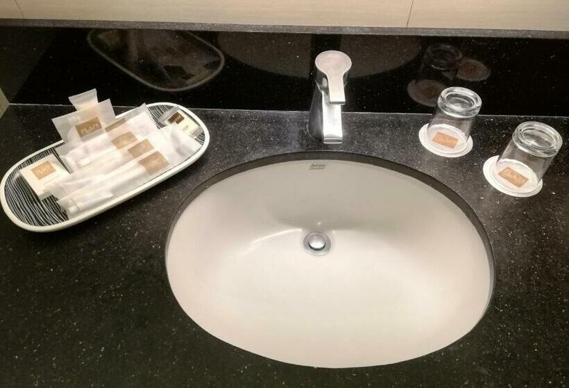 スタンダードルーム, The Plaza Hotel Balanga City