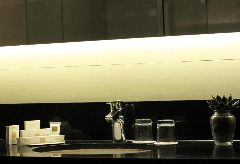 エクゼクティブルーム, The Plaza Hotel Balanga City