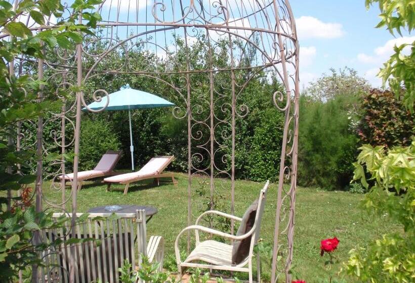 Люкс Кровать Кинг, Le Portail En Marais Poitevin   Demeures Et Châteaux