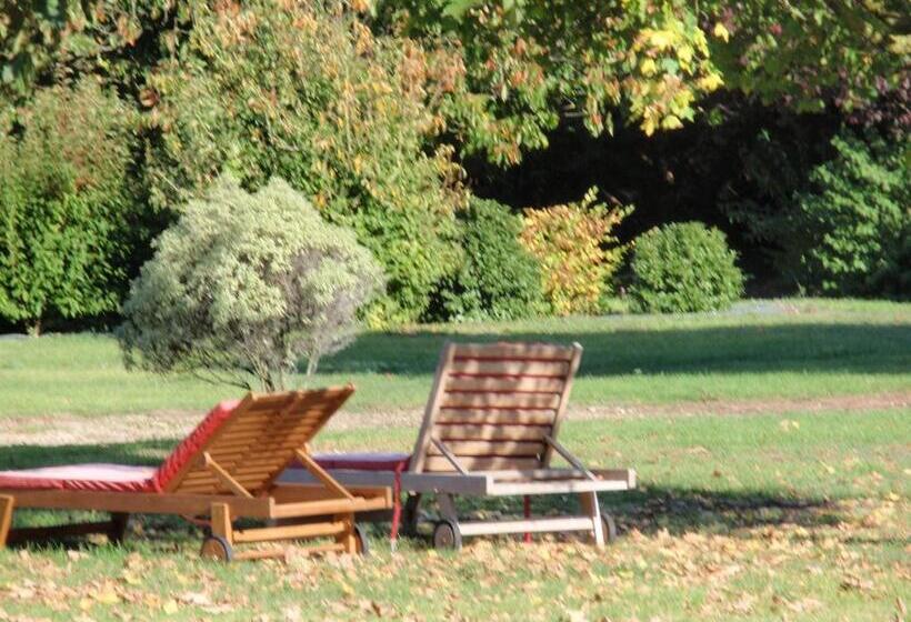 Люкс с гидромассажем, Le Portail En Marais Poitevin   Demeures Et Châteaux