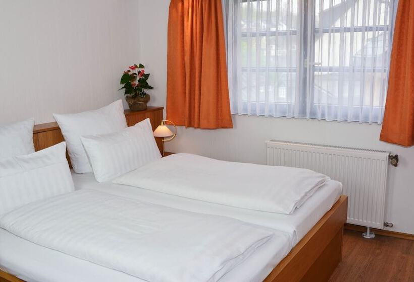 컴포트 룸, Burghotel Volmarstein