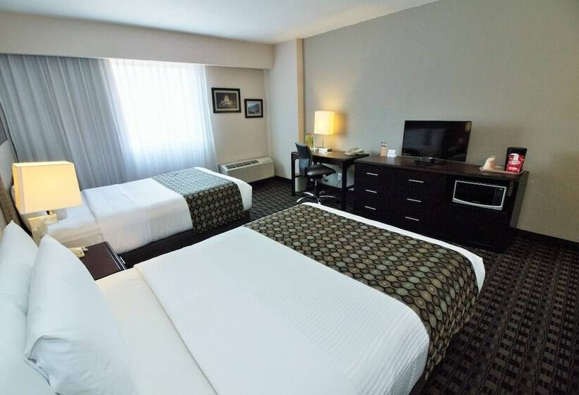 带2个双人床的标准工作室, Chn Hotel Monterrey Norte, Trademark Collection By Wyndham