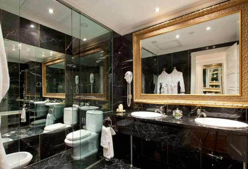 غرفة قياسية, Alameda Palace