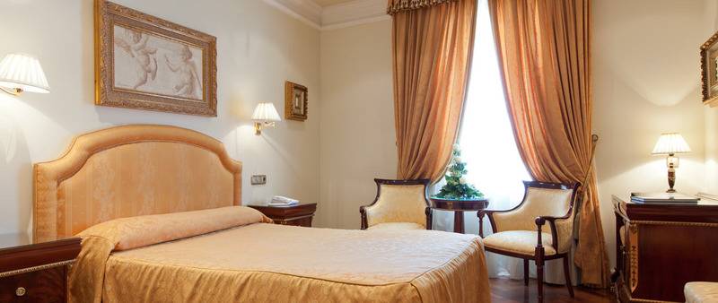 غرفة قياسية, Alameda Palace