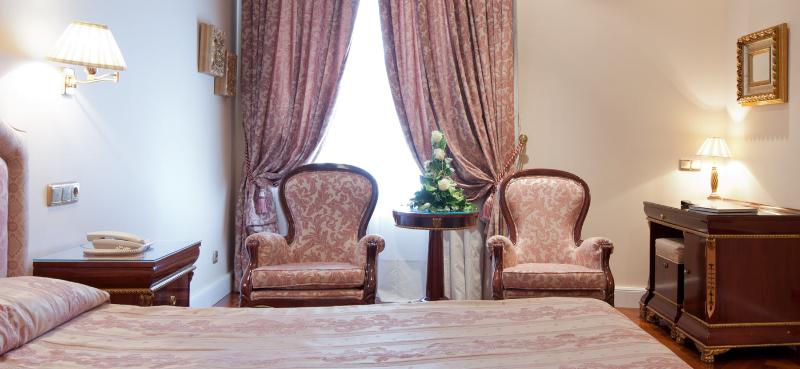 اتاق استاندارد, Alameda Palace