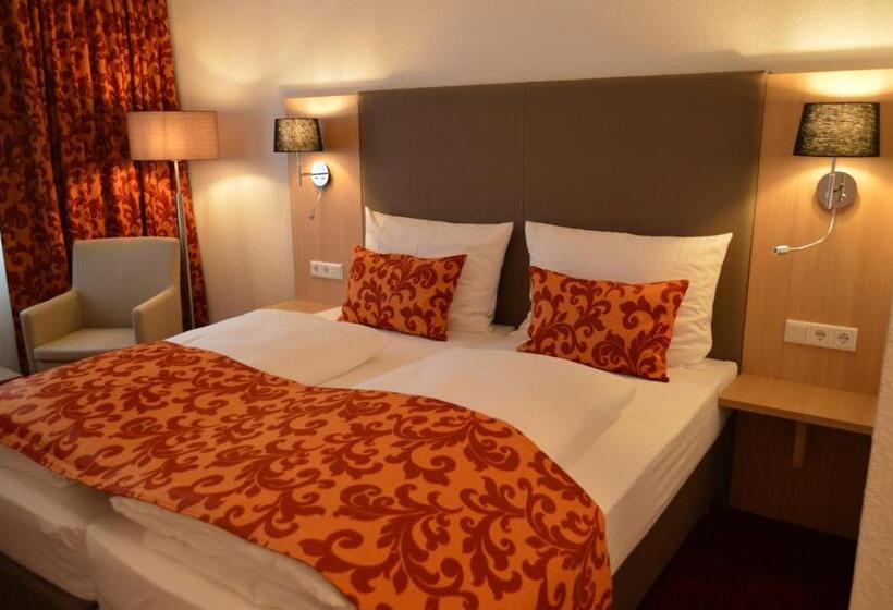 חדר קומפורט, Astra