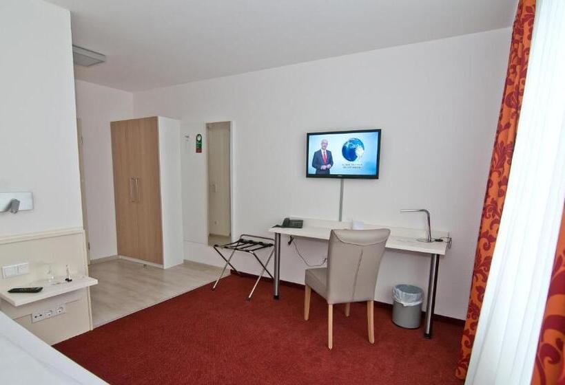 חדר קומפורט יחיד, Astra