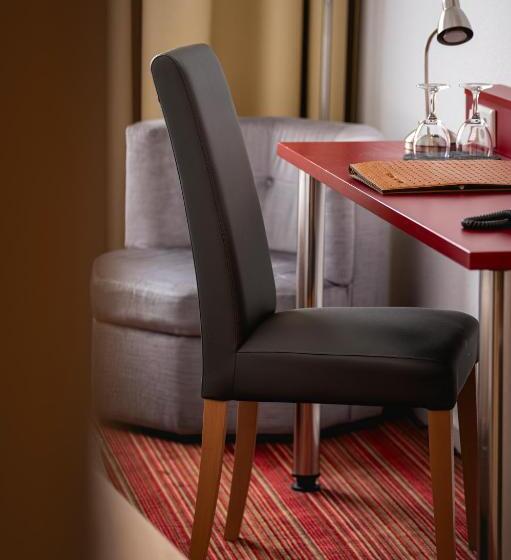 חדר סטנדרט, Astra