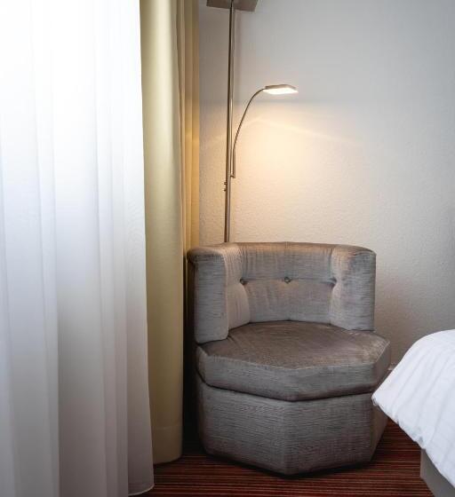 חדר סטנדרט, Astra