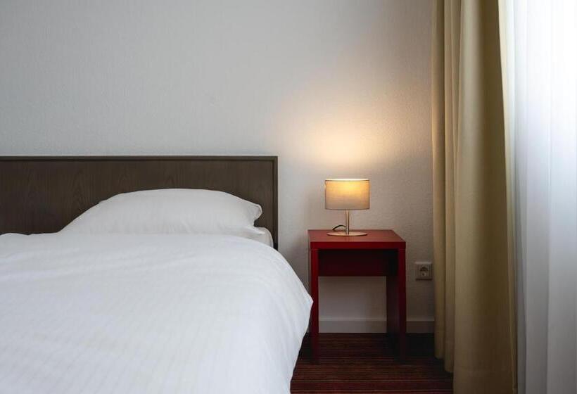 חדר סטנדרט, Astra