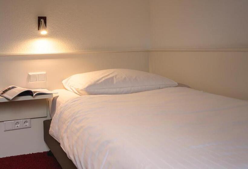 חדר קומפורט יחיד, Astra