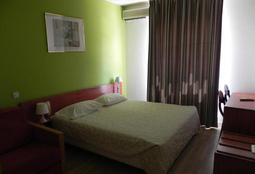 스탠다드 트리플 룸, Aurelia