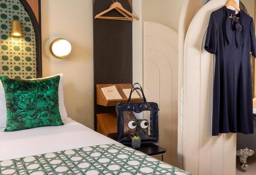 اتاق اجرایی, Avalon Cosy Hotel Paris