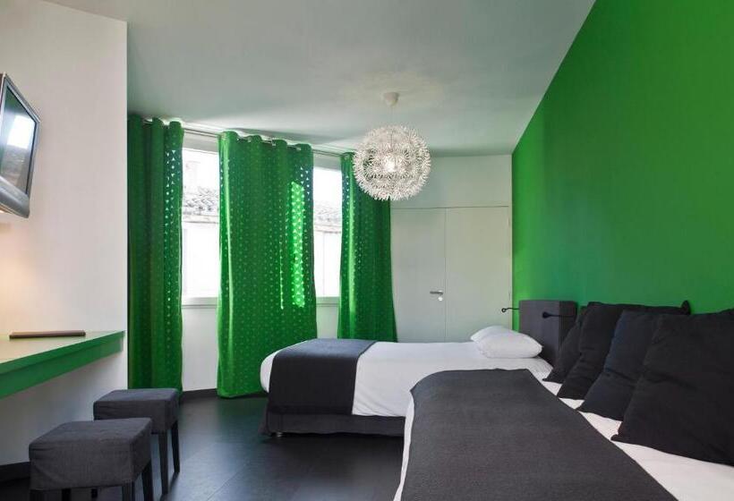 Номер Deluxe, De L Octroi