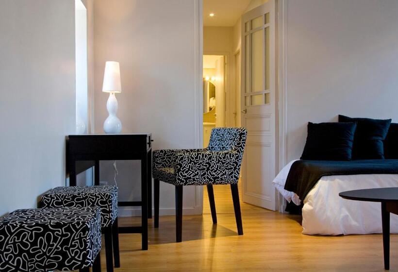 Люкс, De L Octroi