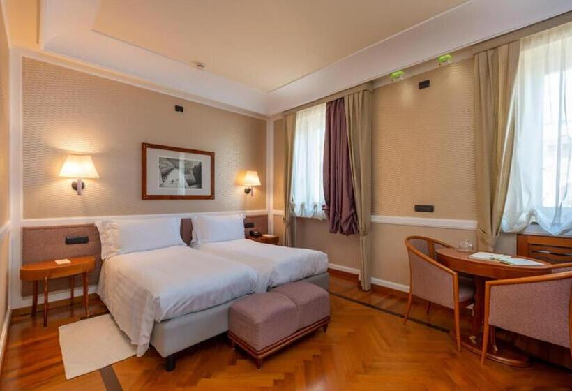 Номер Deluxe, Grand Hotel Ortigia