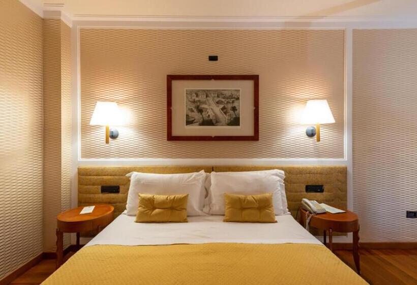 Полулюкс, Grand Hotel Ortigia