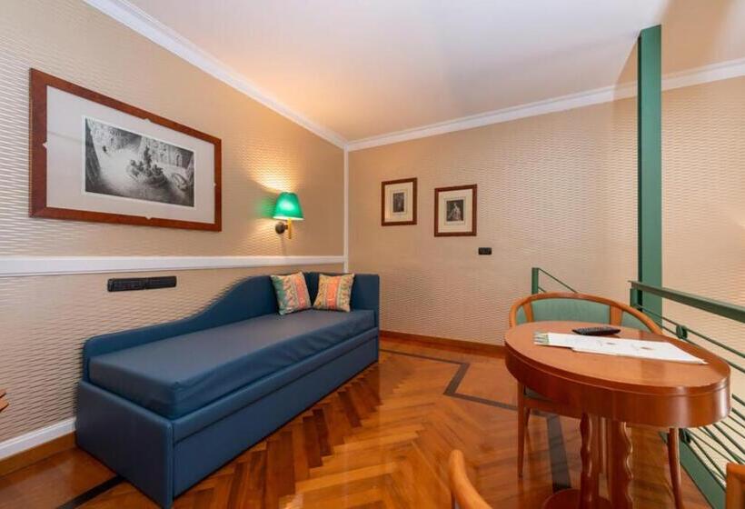 Полулюкс Вид на Море, Grand Hotel Ortigia