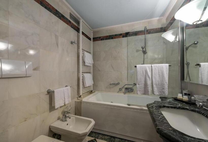 Люкс Кровать Кинг, Grand Hotel Ortigia