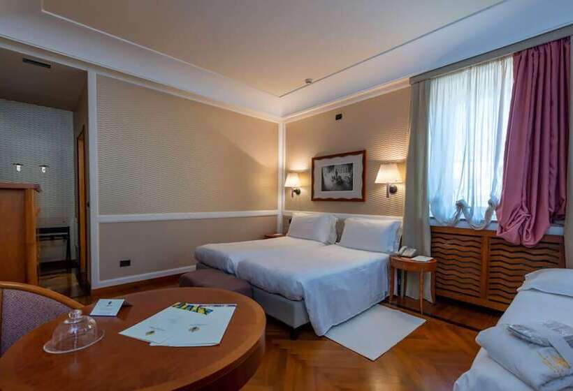 Номер Deluxe, Grand Hotel Ortigia