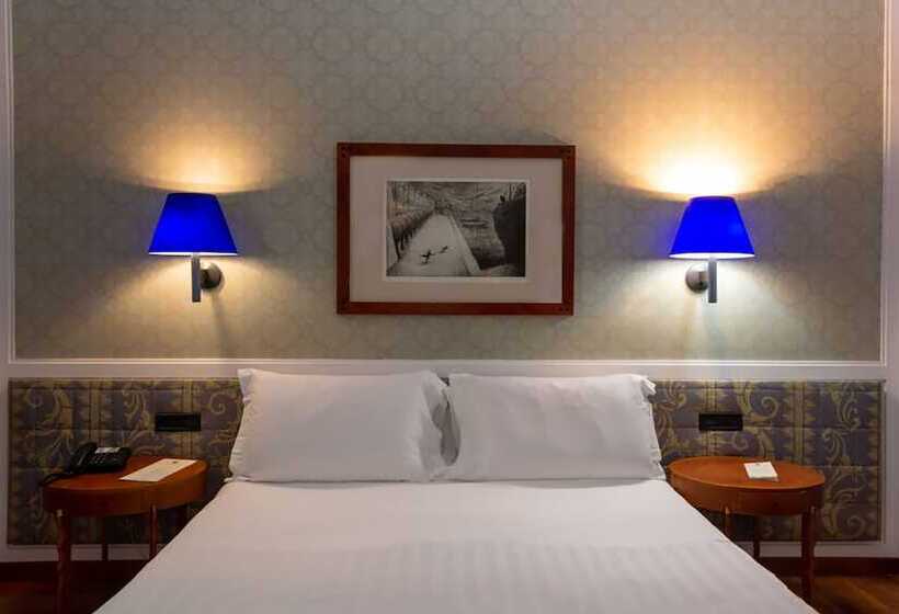 Номер Deluxe, Grand Hotel Ortigia