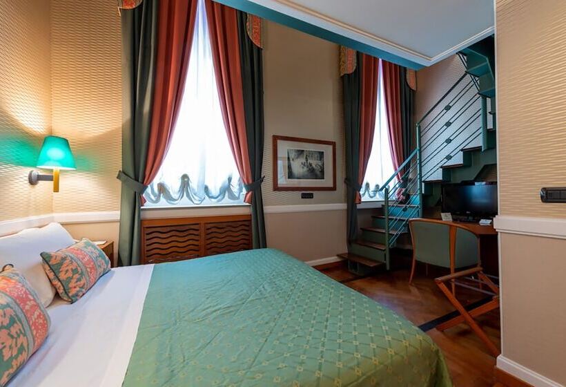 Полулюкс, Grand Hotel Ortigia