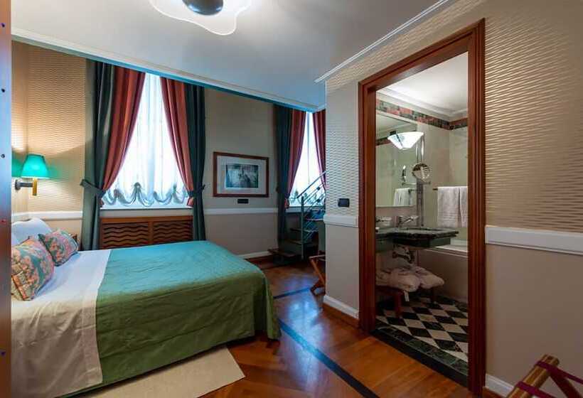 Полулюкс, Grand Hotel Ortigia