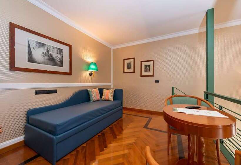 Полулюкс Вид на Море, Grand Hotel Ortigia