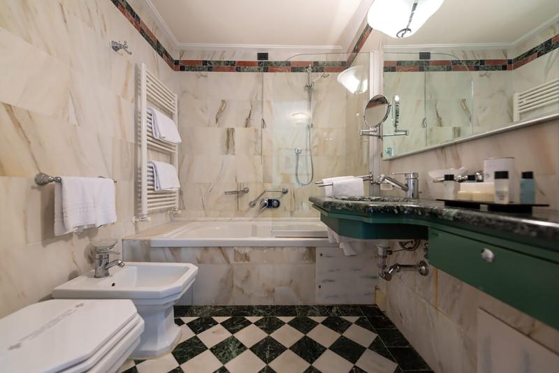 Полулюкс Вид на Море, Grand Hotel Ortigia