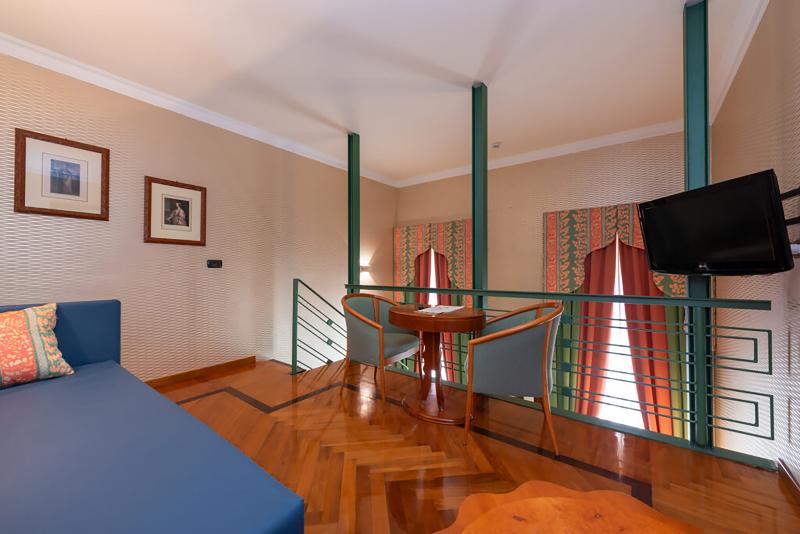 Полулюкс Вид на Море, Grand Hotel Ortigia