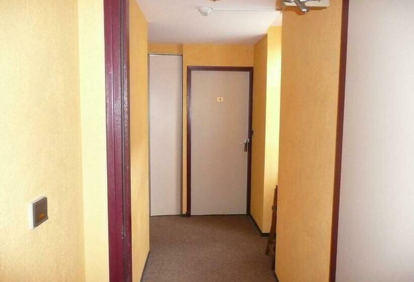 标准间, Hôtel Restaurant Du Pont Vieux