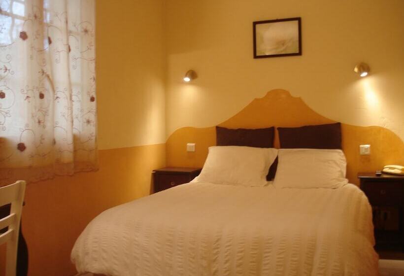 غرفة قياسية, Le Chêne Vert