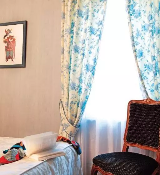 スタンダードルーム, Logis Hôtel & Restaurant Des Lacs