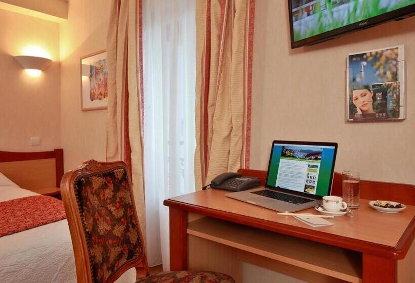 غرفة قياسية, Logis Hôtel & Restaurant Des Lacs