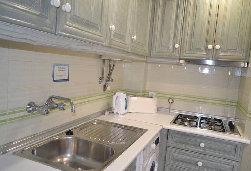 إستوديو قياسى, Marina Plaza By Garvetur