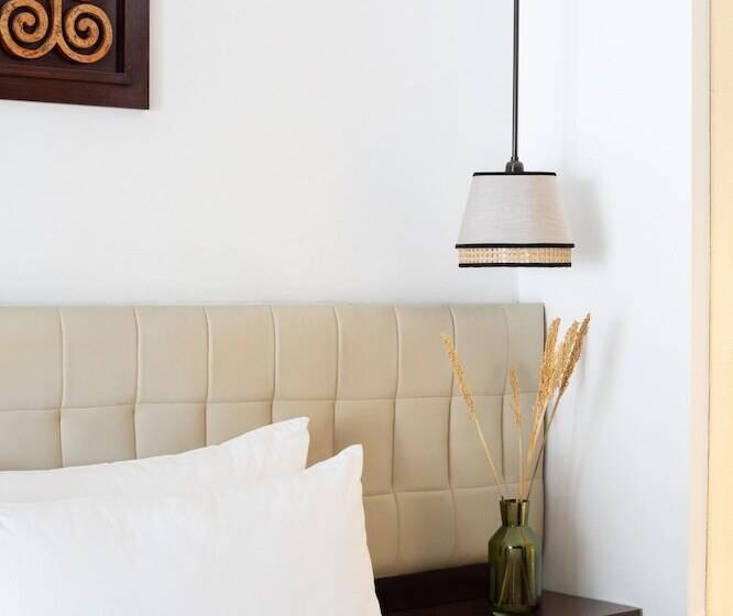 Полулюкс, Melia Bali