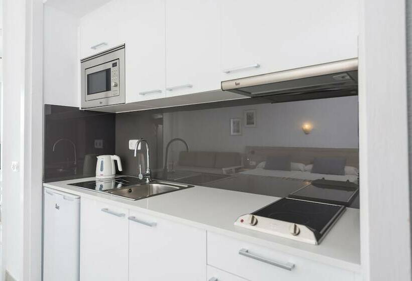 스탠다드 스튜디오 풀장 전망, Apartamentos Siesta I