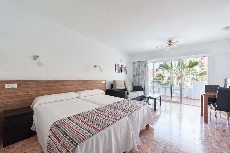 스탠다드 스튜디오, Apartamentos Siesta I