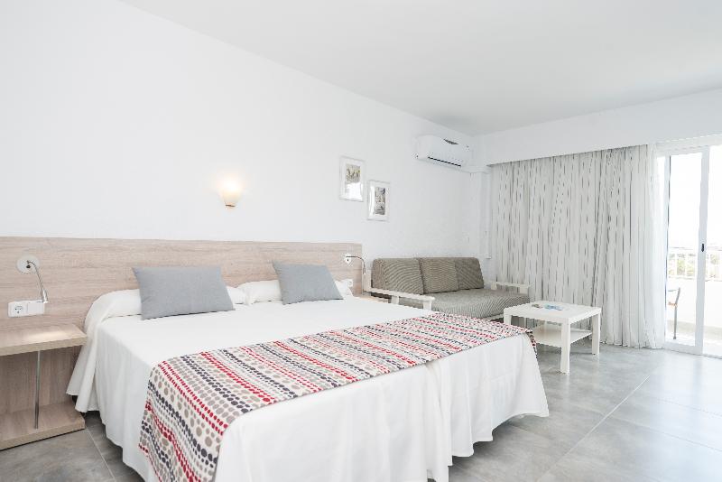 스탠다드 스튜디오, Apartamentos Siesta I