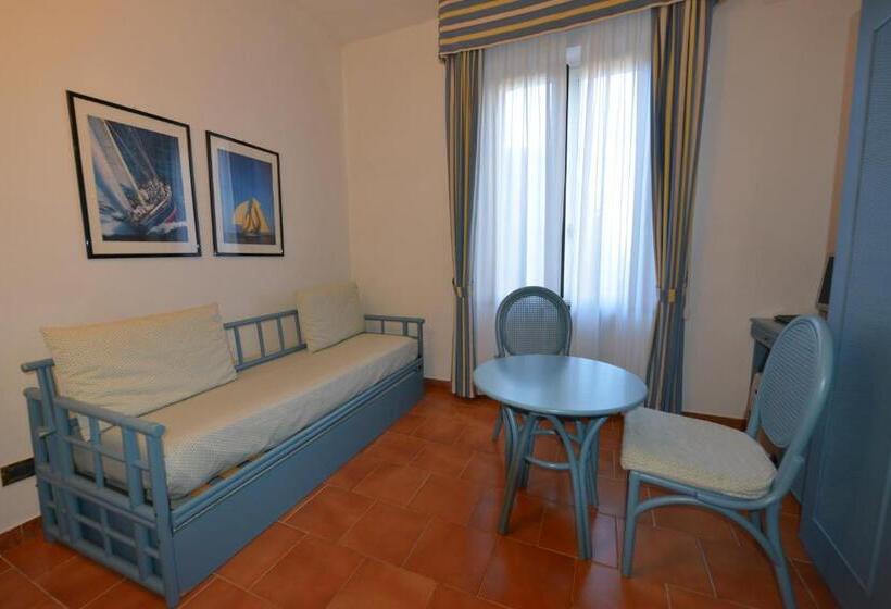 패밀리 룸, Clelia