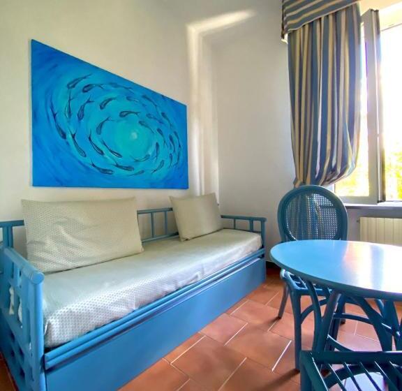 패밀리 룸, Clelia