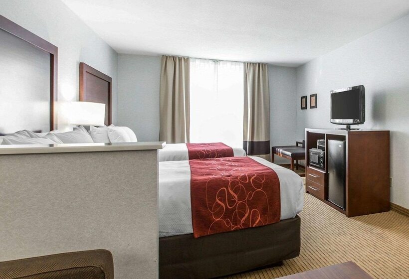 جناح, Comfort Suites Downtown Sacramento
