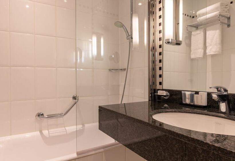 スタンダードルーム, Crowne Plaza Paris République, An Ihg