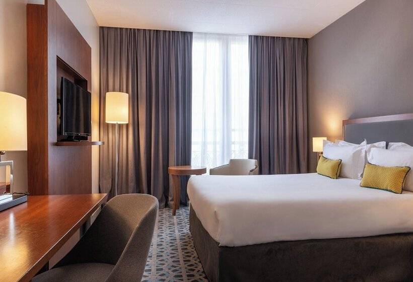 スタンダードルーム, Crowne Plaza Paris République, An Ihg