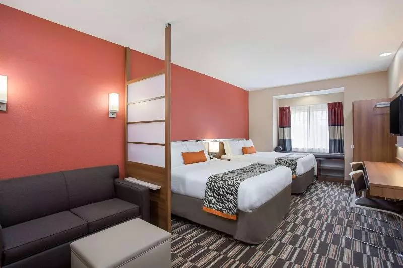スタンダードルーム, Crowne Plaza Paris République, An Ihg