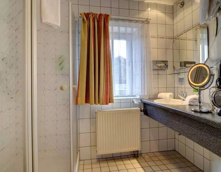 Basic-huone Parivuode, Haidmühler Hof