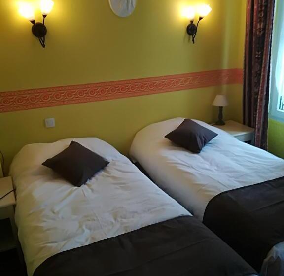 Номер Стандарт, Hostellerie Saint Martin  Logis Hôtel Et Restaurant