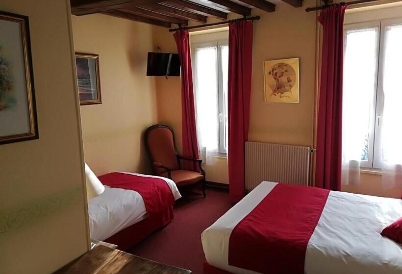 غرفة قياسية ثلاثية, Hostellerie Saint Martin  Logis Hôtel Et Restaurant